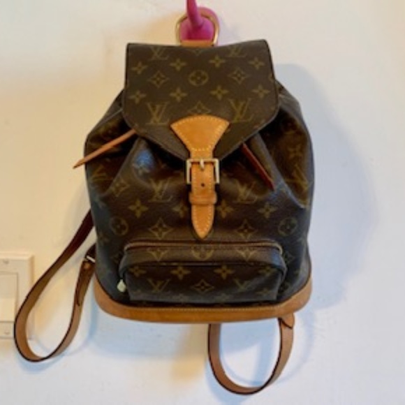 LOUIS VUITTON Montsouris Monogram pm Backpack - Picture 1 of 8